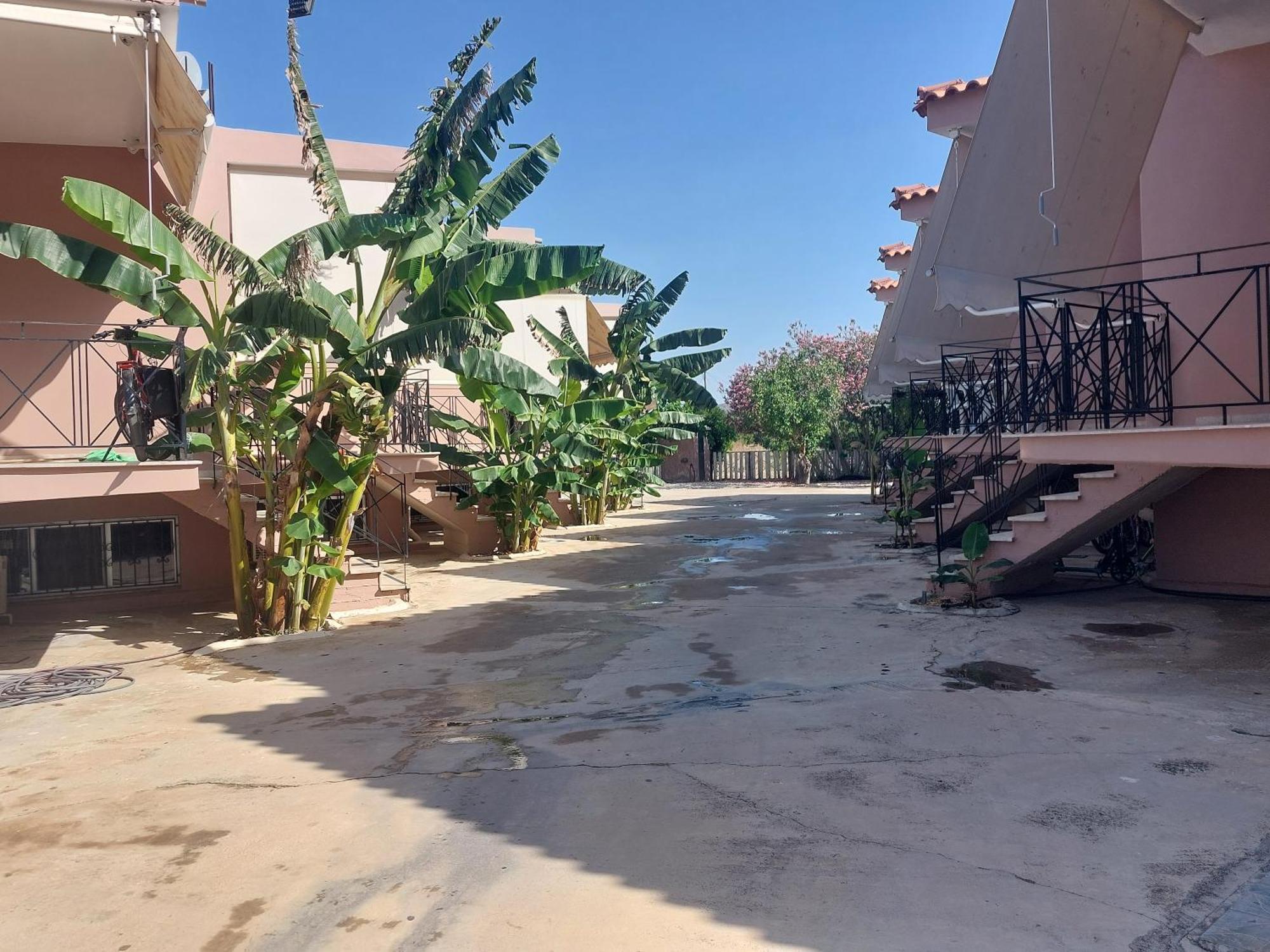 Ak Village Rooms ذريبانو المظهر الخارجي الصورة